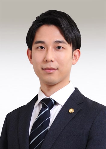 弁護士　上向 一平