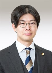 弁護士 小向 希昂